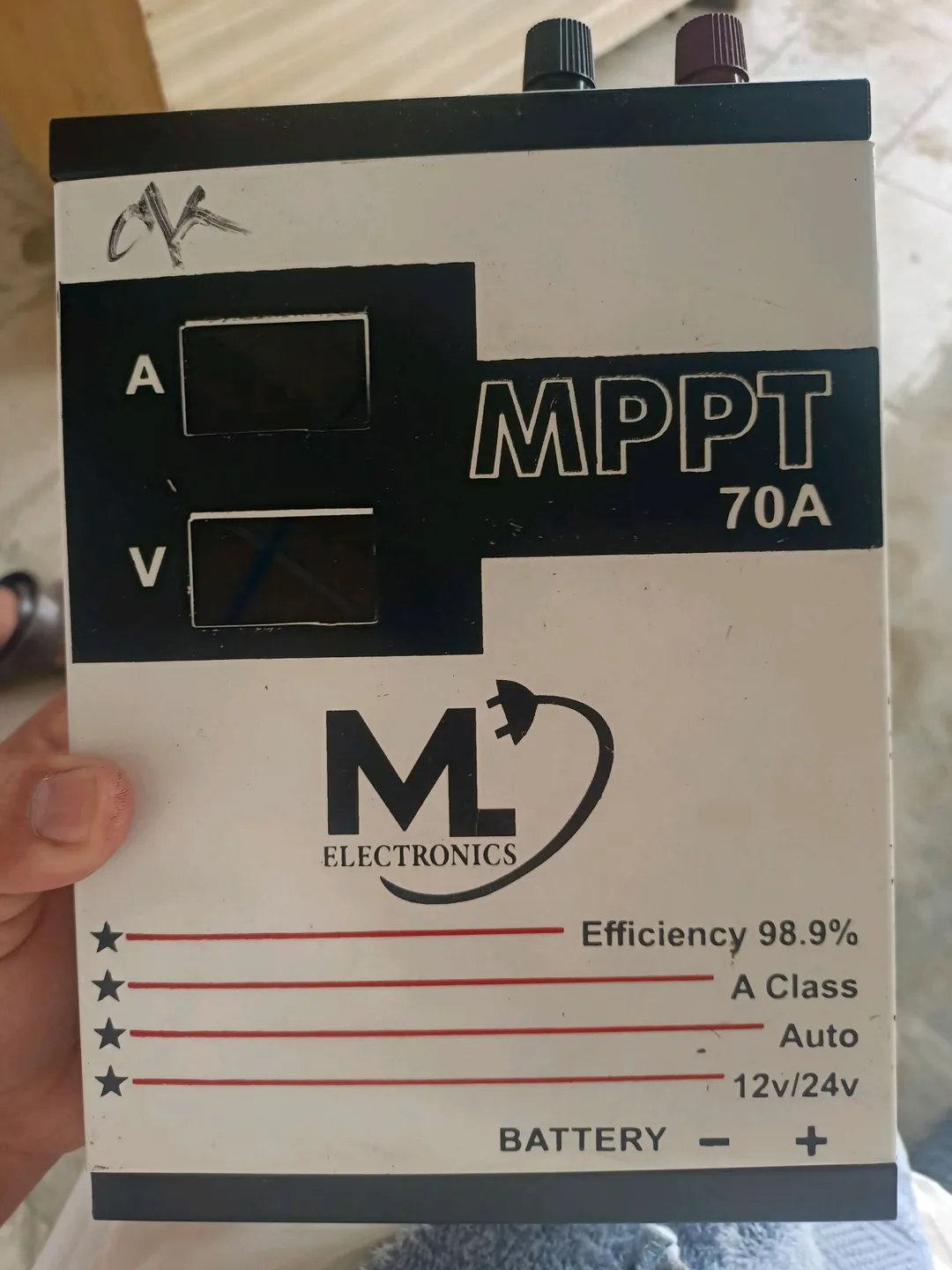 M.P.P.T  , ( 70A ) 12Volt+24Volt
برائے فروخت ، 
کنڈیشن OK 
مکمل چالو ہے 12/24 وولٹ دونوں کو تبدیل ہو سکتا ہے ،
قیمت 7000 روپے 
واٹسپ+کال نمبر  03369446495  
لوکیشن ، بنوں سٹی