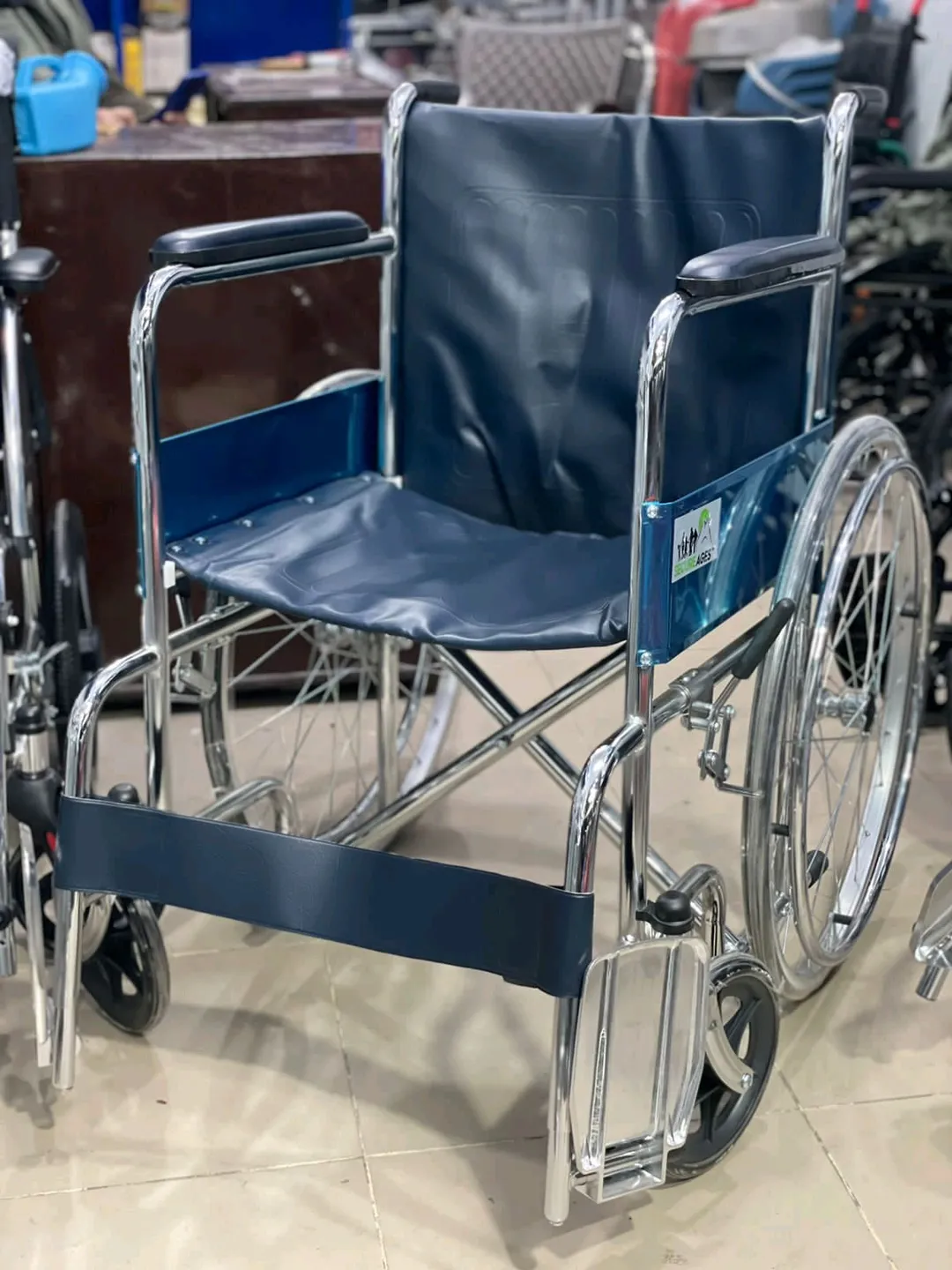 chain wheel chair