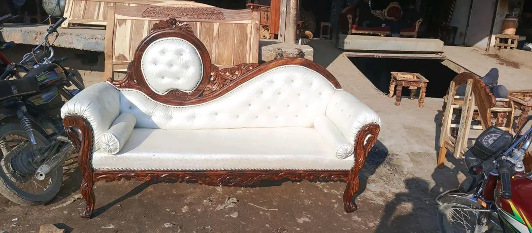 دیوان صوفہ برائے فروخت — قیمت 28,000 روپے

خوبصورت اور آرام دہ دیوان صوفہ، گھر کے ڈرائنگ روم یا بیٹھک کے لیے بہترین۔
💰 قیمت: 28,000 روپے
📞 سنجیدہ خریدار رابطہ کریں۔