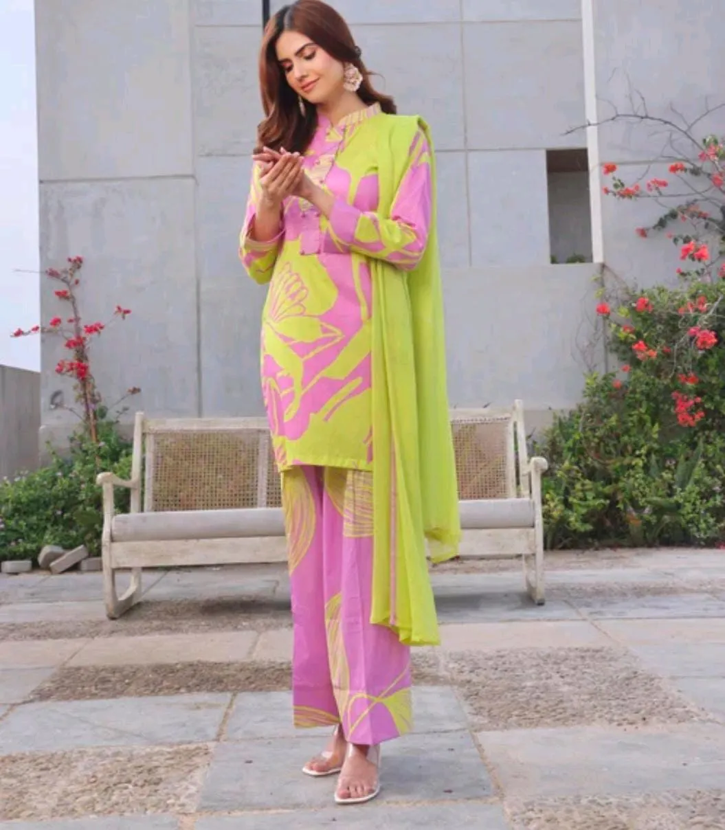 ✨ Stylish 3-Piece Lawn Collection ✨. 🌸 Lawn Shirt. 🧣 Chiffon Dupatta. 👖 Cambric Trouser. 
🌸 Lawn Shirt
🧣 Chiffon Dupatta
👖 Cambric Trouser
💫 Elegant & Beautiful Designs
🔥 Super Sale Price: Rs. *3,100*/-
📍 Available Now at BannuWall Collection
🛍️