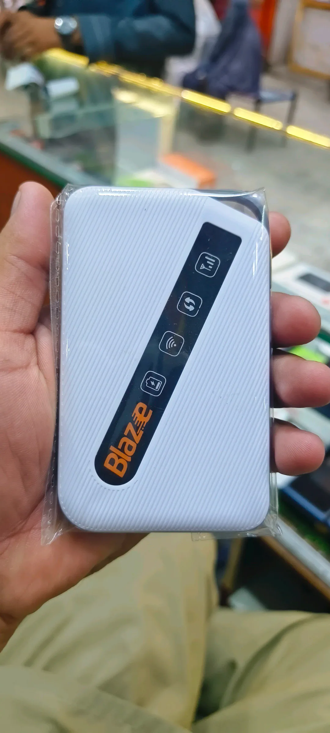 Ufone Blaze. DER 930m