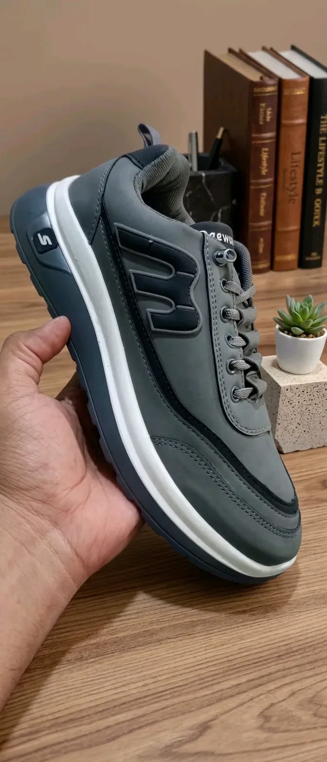 Men's shoes