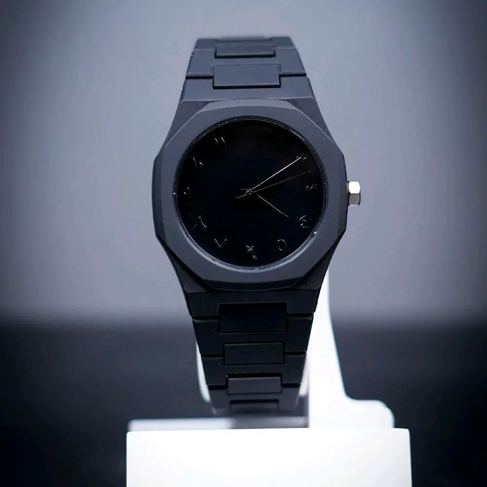 Men's Black Carbon Fiber Analog Watch – Stylish Daily Wear