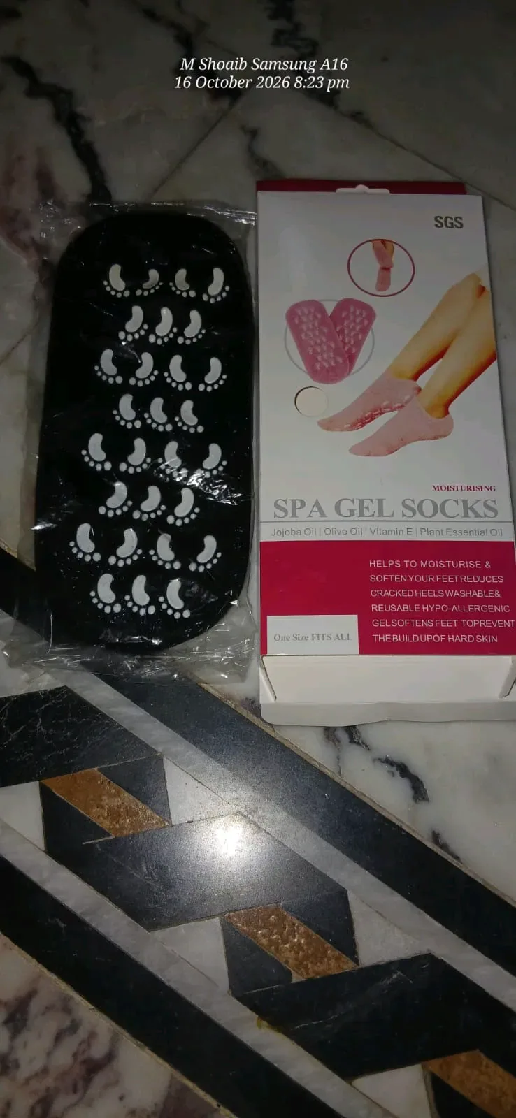 MOISTURIZING SPA GEL SOCKS 

Random Color

PREMIUM QUALITY

*With Box*

*Rate 220*